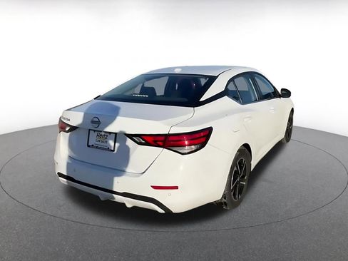 Used 2025 Nissan Sentra SV image 14