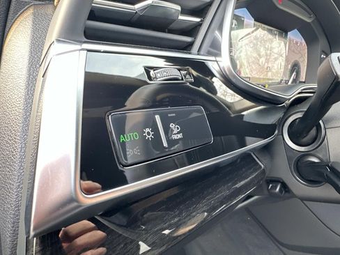 New 2026 Audi Q8 Premium Plus AWD/4WD image 15