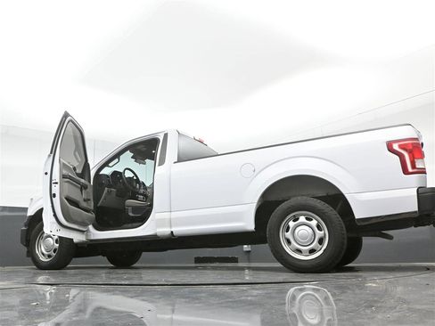 Used 2017 Ford F150 XL RWD image 39