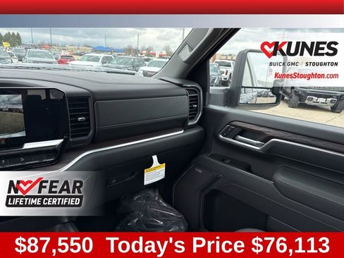 New 2026 GMC Sierra 3500 SLT w/ SLT Premium Package image 43