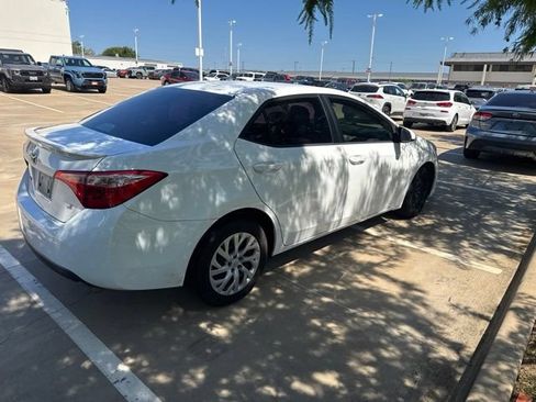 Used 2019 Toyota Corolla LE FWD image 3