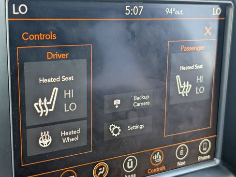 Used 2018 Jeep Grand Cherokee Altitude AWD/4WD image 20