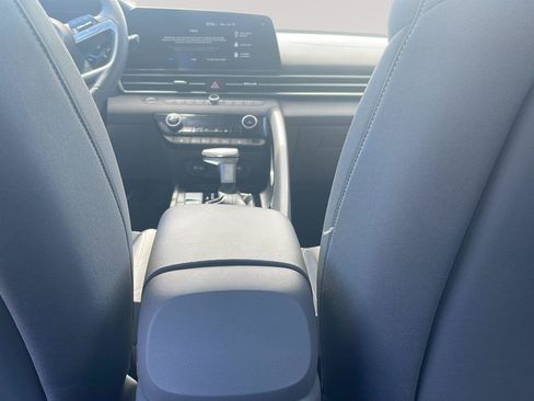 Certified 2023 Hyundai Elantra SEL w/ Convenience Package FWD image 17