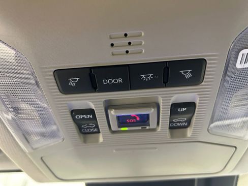 Used 2023 Toyota RAV4 TRD Off-Road image 37