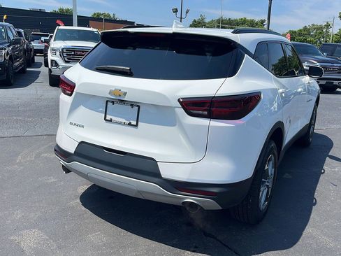 Used 2024 Chevrolet Blazer LT FWD image 5