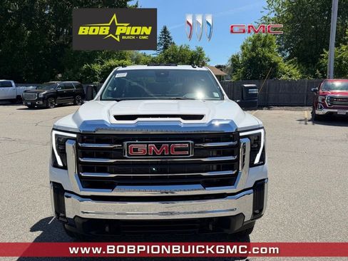 New 2026 GMC Sierra 3500 SLE w/ SLE Convenience Package AWD/4WD image 5
