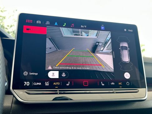 Certified 2025 Volkswagen GTI SE FWD image 23
