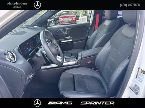 Used 2024 Mercedes-Benz GLA 35 AMG 4MATIC image 11