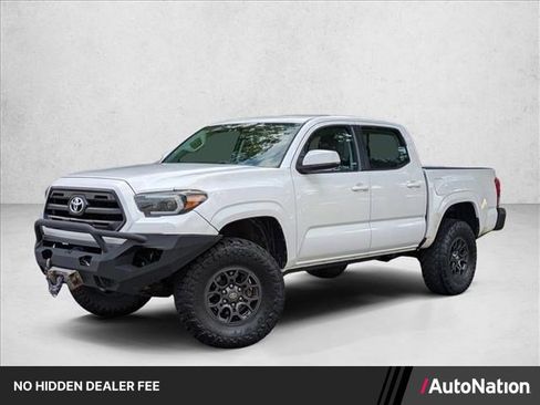 Used 2016 Toyota Tacoma SR w/ Towing Package AWD/4WD image 1
