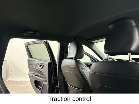 Used 2024 Jeep Compass Trailhawk w/ Trailhawk Convenience Group image 22