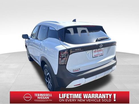New 2026 Nissan Kicks SV w/ Interior Electronics Package image 3