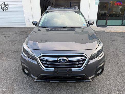 Used 2018 Subaru Outback 2.5i Premium AWD/4WD image 11