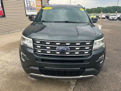 Used 2016 Ford Explorer XLT w/ Equipment Group 202A AWD/4WD image 2