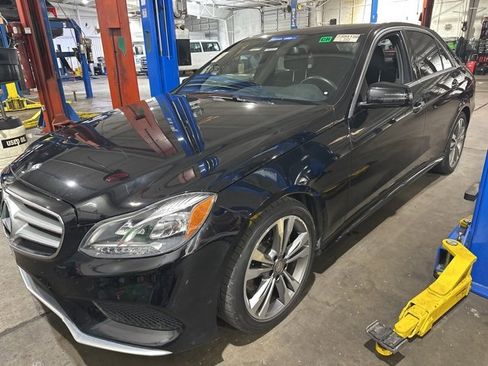 Used 2016 Mercedes-Benz E 350 Sedan w/ Premium Package image 2