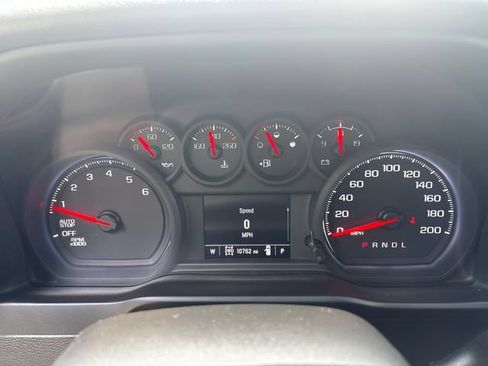 Used 2024 Chevrolet Silverado 1500 Custom AWD/4WD image 19