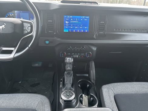 Used 2022 Ford Bronco Big Bend image 20