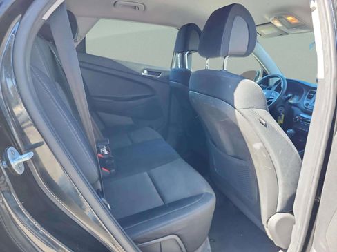 Used 2016 Hyundai Tucson SE w/ Option Group 02 image 21