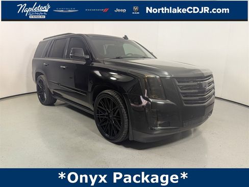 Used 2018 Cadillac Escalade Platinum image 1