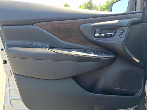 Used 2019 Nissan Murano Platinum w/ Cargo Package AWD/4WD image 12