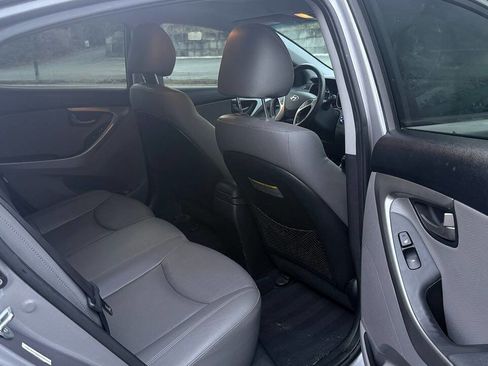Used 2012 Hyundai Elantra Limited w/ Technology Pkg 5 image 22