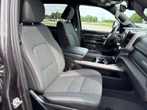 Used 2024 RAM 1500 Big Horn AWD/4WD image 34