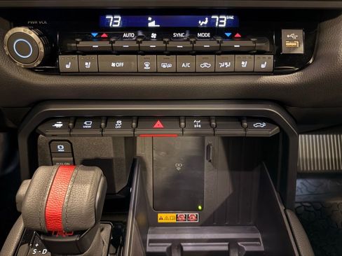 Used 2025 Toyota Tundra TRD Pro image 25