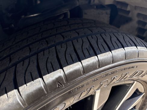 Used 2024 Lexus GX 550 image 12