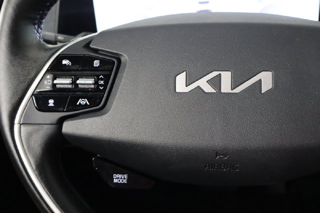 Used 2022 Kia EV6 Wind w/ Wind Technology Package AWD/4WD image 8