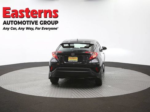 Used 2022 Toyota C-HR Limited FWD image 36