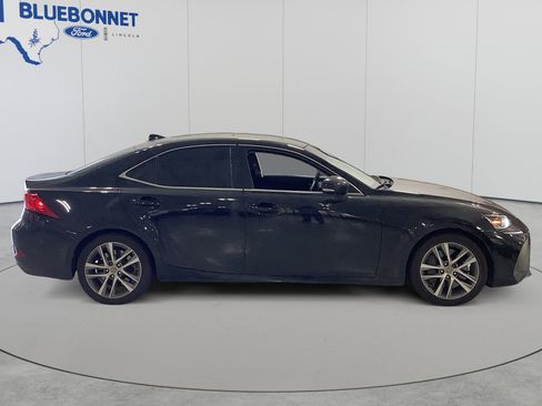 Used 2019 Lexus IS 300 w/ Accessory Package RWD image 3