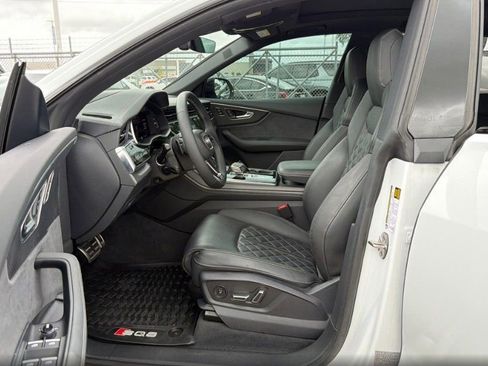 Used 2025 Audi SQ8 Prestige image 9