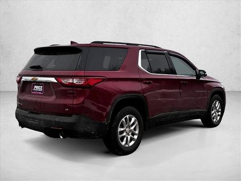 Used 2020 Chevrolet Traverse LT w/ Driver Confidence II Package image 5