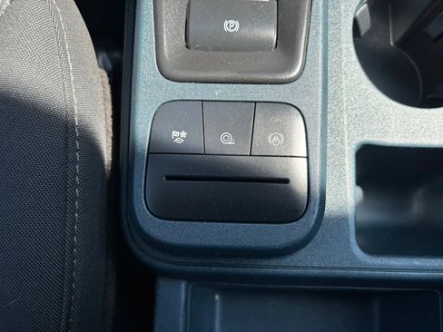 Used 2022 Ford Maverick XL FWD image 40
