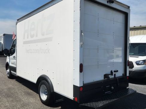 Used 2022 Ford Transit 350 DRW RWD image 10