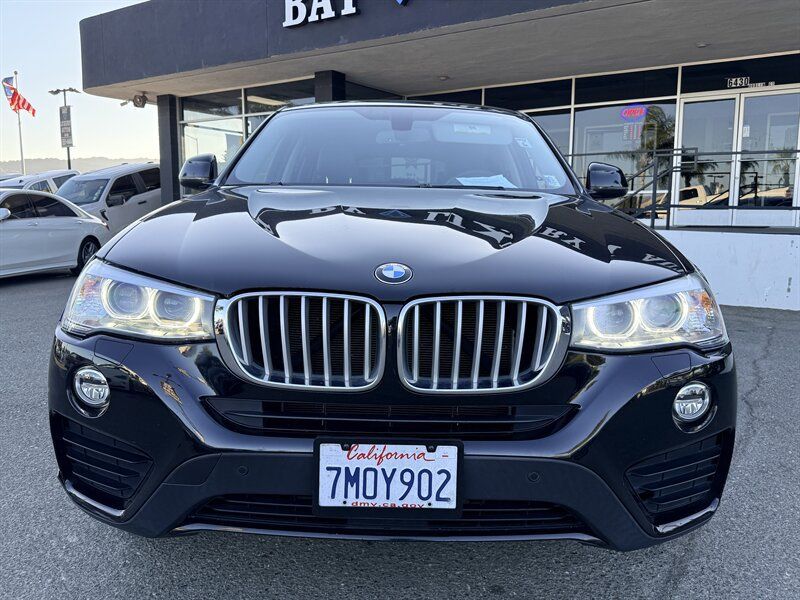 Used 2016 BMW X4 xDrive28i AWD/4WD image 2