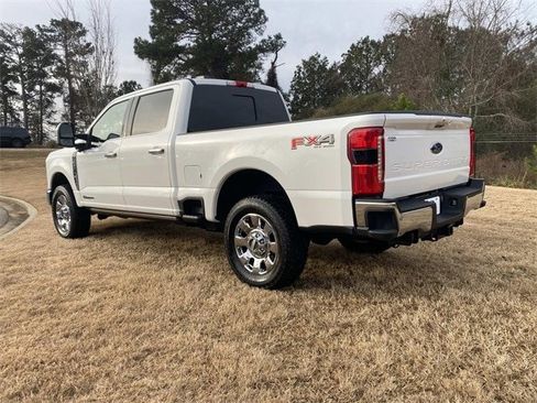 Used 2024 Ford F250 Lariat w/ Lariat Ultimate Package image 41