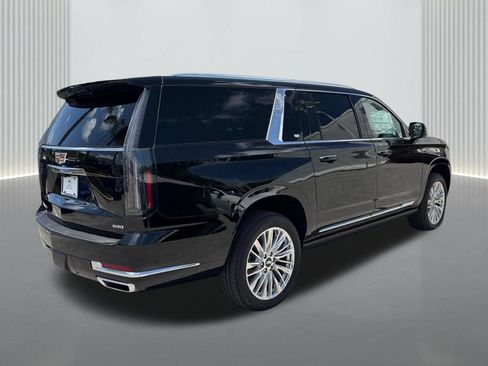 New 2026 Cadillac Escalade ESV Luxury AWD/4WD image 5