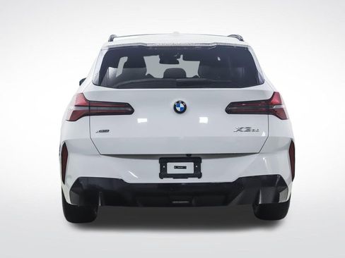 Used 2025 BMW X3 xDrive30i w/ Premium Package AWD/4WD image 4