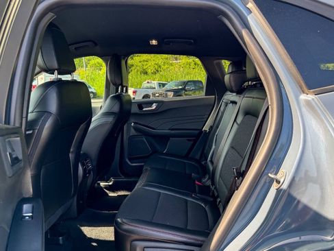 Used 2023 Ford Escape ST-Line w/ Tech Pack #1 AWD/4WD image 19