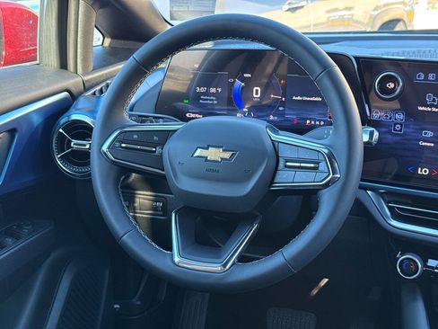 New 2026 Chevrolet Equinox EV LT image 13