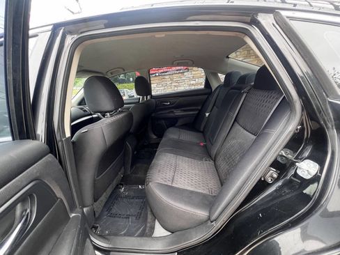 Used 2017 Nissan Altima 2.5 S w/ Power Driver Seat Package FWD image 13