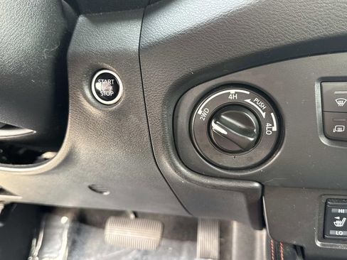 Certified 2023 Nissan Frontier PRO-4X w/ Pro-4X Premium Package image 30