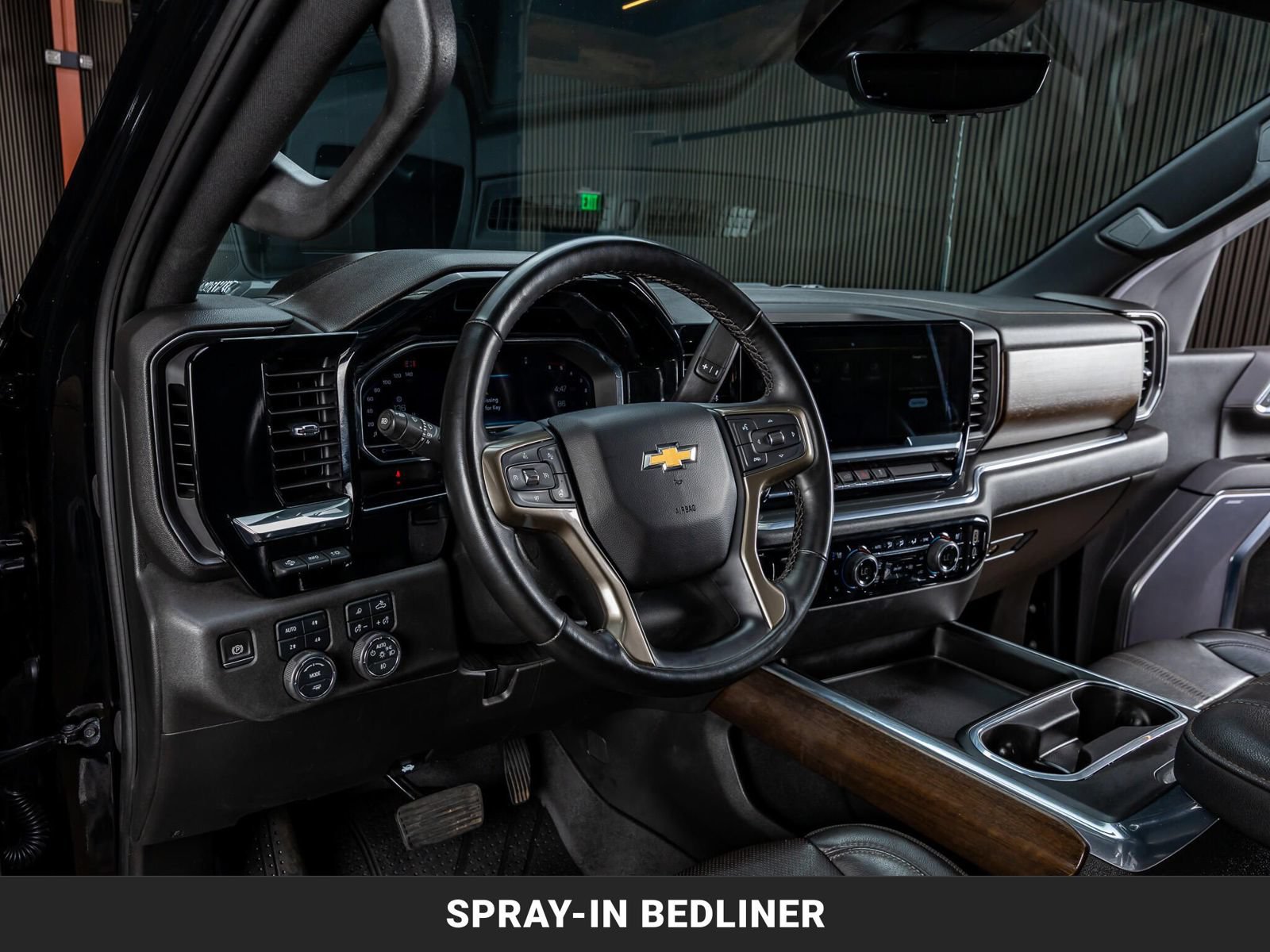 Used 2024 Chevrolet Silverado 3500 High Country w/ High Country Premium Package AWD/4WD image 13