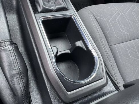 Used 2019 Toyota Tacoma TRD Sport AWD/4WD image 36