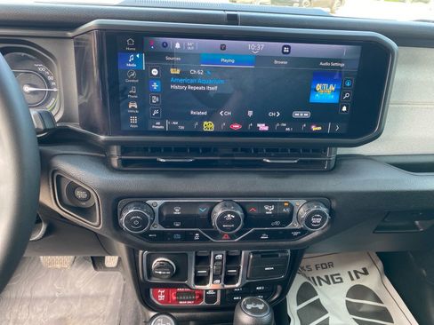Used 2025 Jeep Wrangler Unlimited Sport S 4xe AWD/4WD image 11