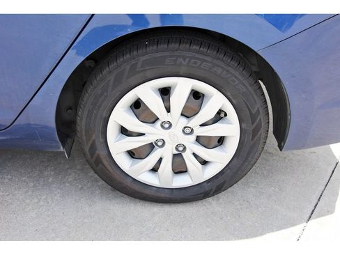 Used 2022 Hyundai Accent SE FWD image 12