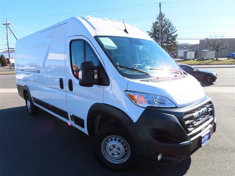 Used 2024 RAM ProMaster 3500 w/ Convenience Group FWD image 5
