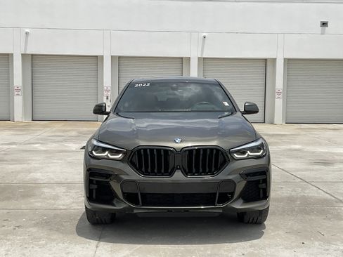 Used 2022 BMW X6 xDrive40i w/ M Sport Package AWD/4WD image 2