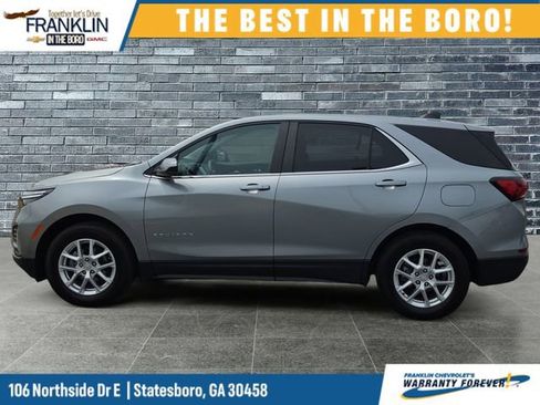 Used 2023 Chevrolet Equinox LT FWD image 2