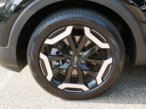 Certified 2024 Kia Telluride S AWD/4WD image 15